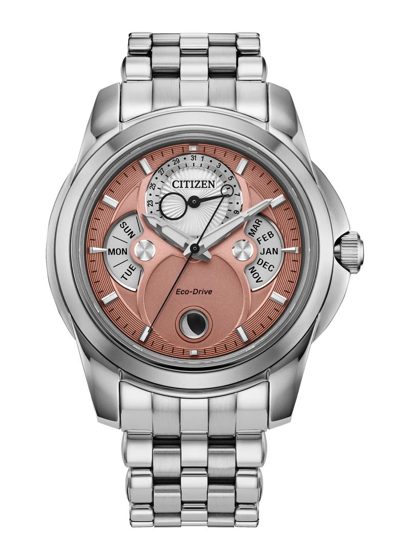 سيتيزن Calendrier Eco-Drive Men’s Watch BU0080-52X, 43.3mm Salmon Dial, Silver Stainless Steel Case & Strap, 100 m WR - Image 2
